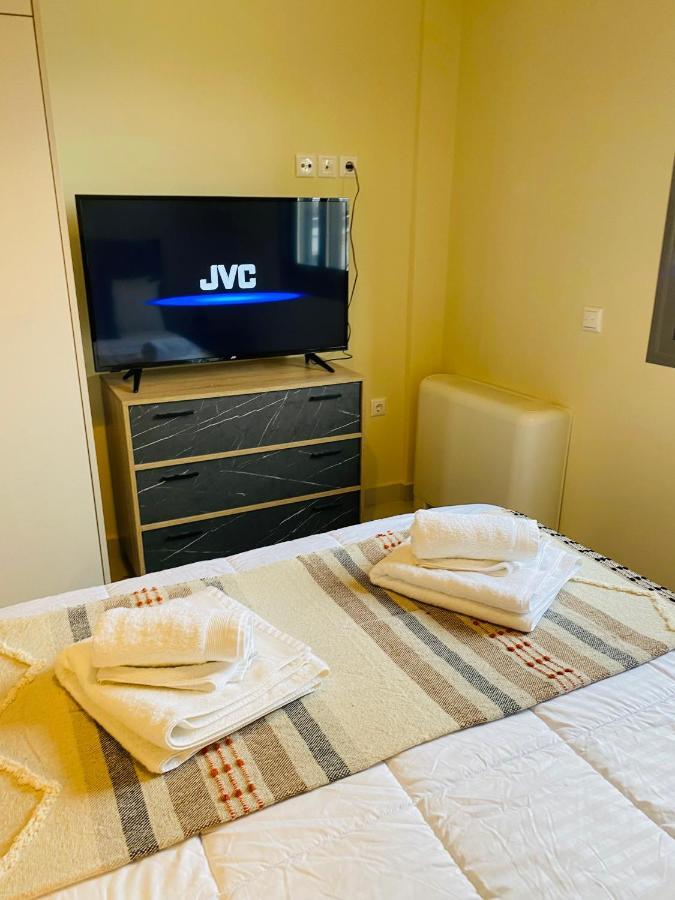 New 2Bd Aprt With Shared Rooftop Pool E2 雅典 外观 照片